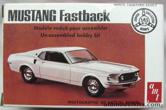 AMT 1/43 Ford Mustang Fastback Coupe, T107 plastic model kit